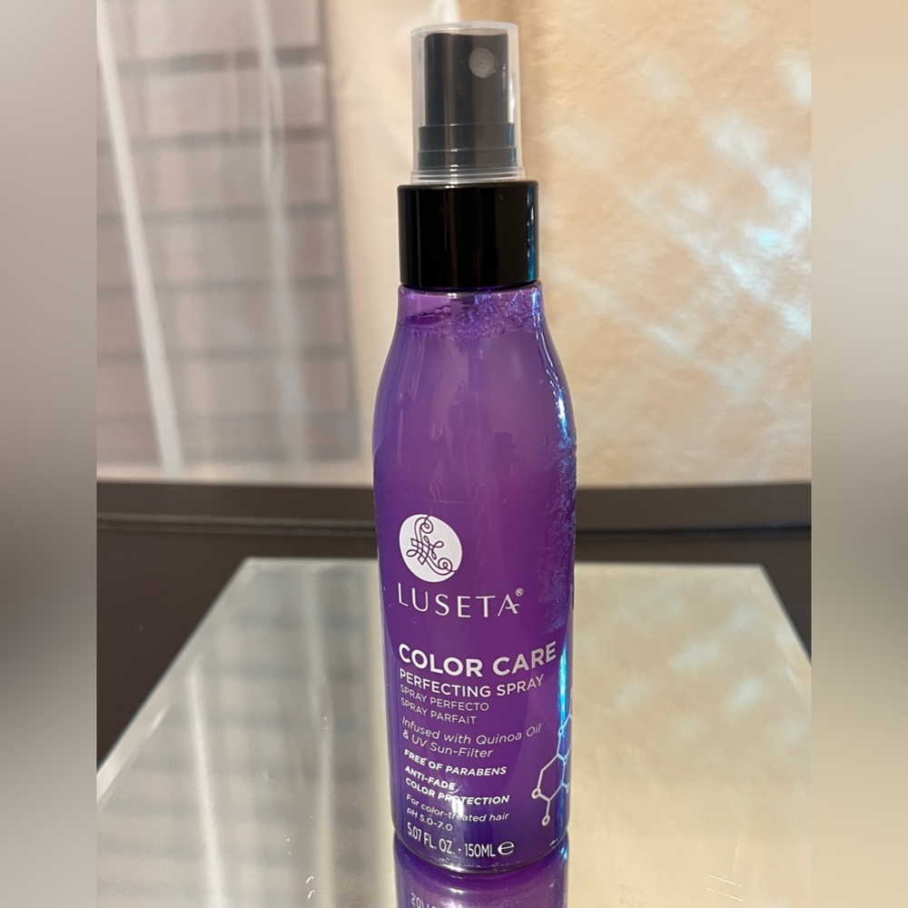 Luseta Color Care Perfecting Spray gives vibrant color, shine and protects hair